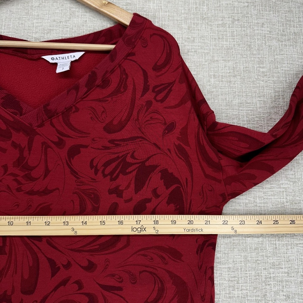 Athleta Sweatshirt Womens Small Red Paisley V Neck Fleece Stretch Pullover Gym - Picture 10 of 12